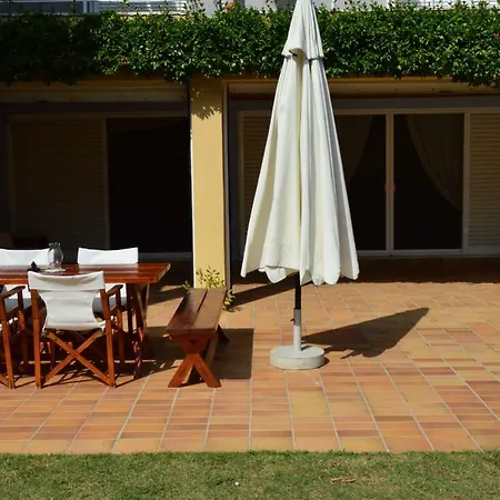 Villa Seaside Paradise *